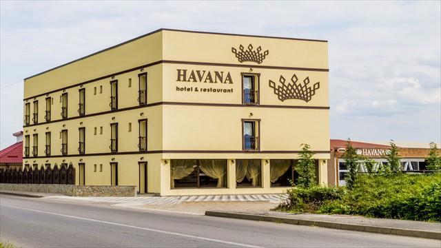 Hotel Complex Havana Tîrgu Ocna エクステリア 写真